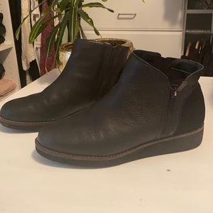 Soft walk 7.5 booties